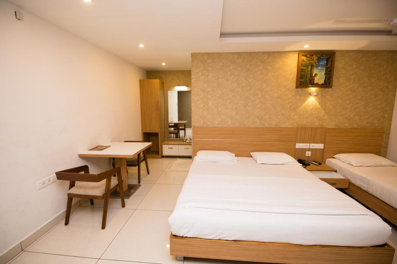 Hotel Kapilavasthu 帕拉克卡德 外观 照片